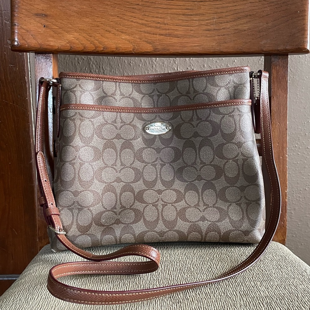 Coach crossbody purse